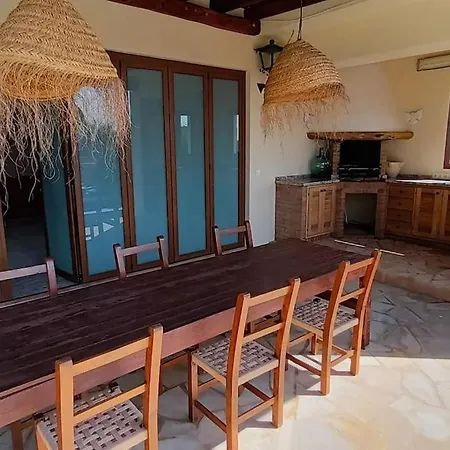 Casa Bet Con Piscina Y Jardin. بيت للعطل