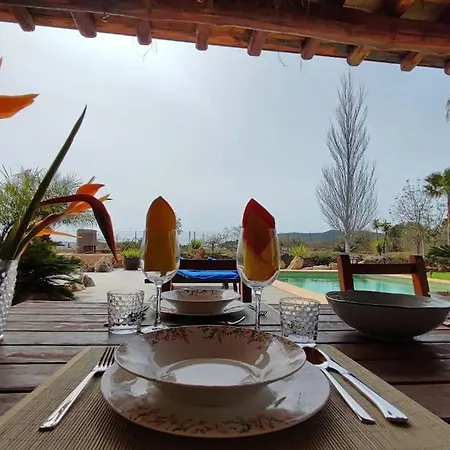 Casa Bet Con Piscina Y Jardin. Sant Miquel De Balansat